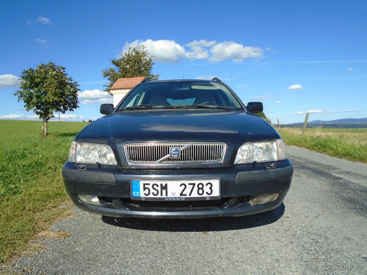 Volvo V 40