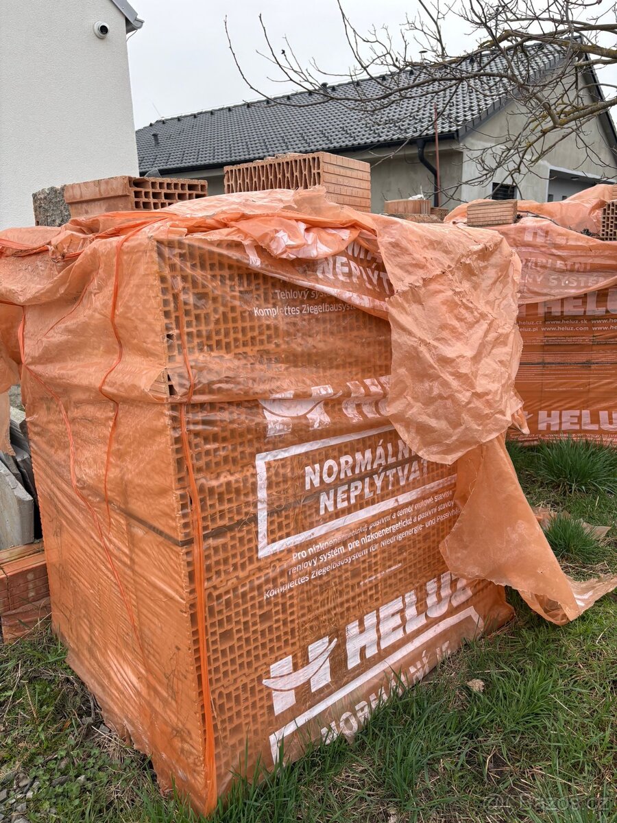 Cihly HELUZ