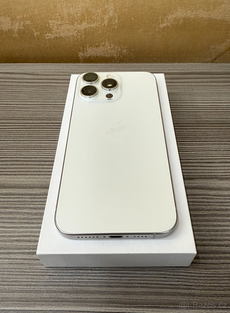 Apple iPhone 15 Pro Max 256GB bílá, 100% baterie