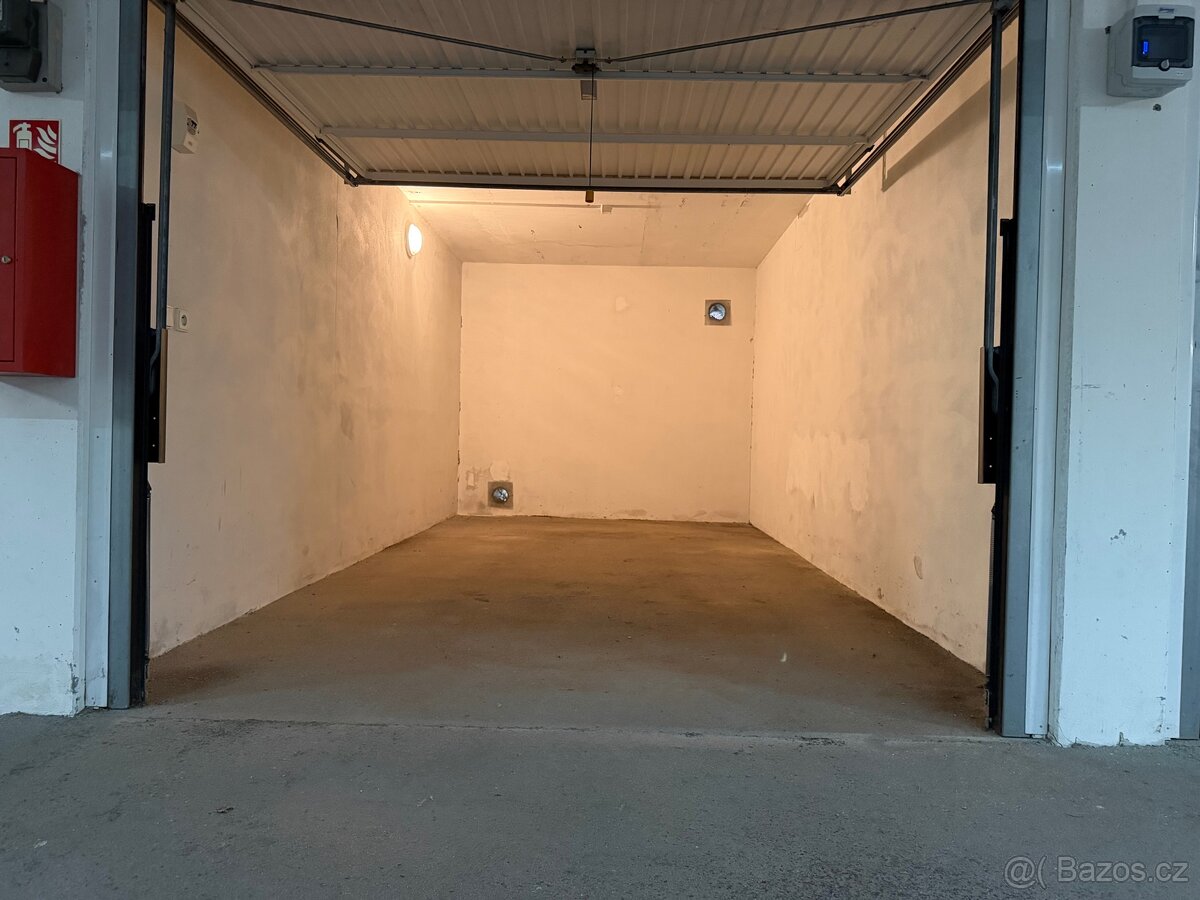 Pronájem garáže - Brno Souhrady