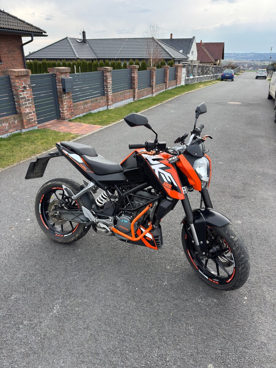 KTM Duke 125 2016