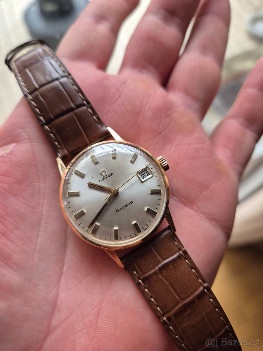 18k zlaté hodinky Omega