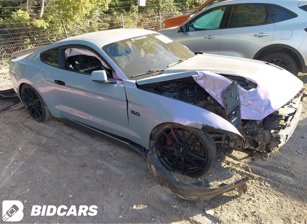 Ford Mustang GT 5.0 2016r
