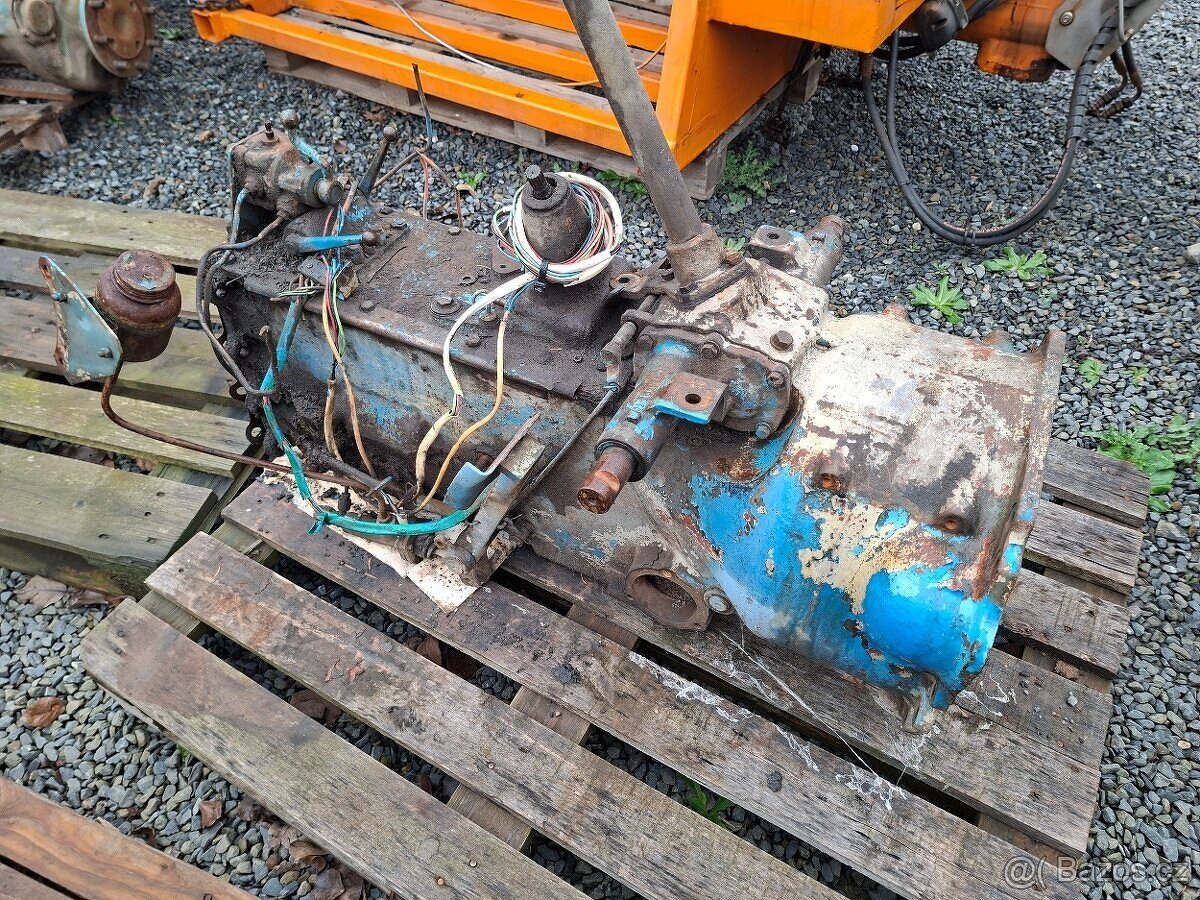 Zetor 3011 prodej dílu