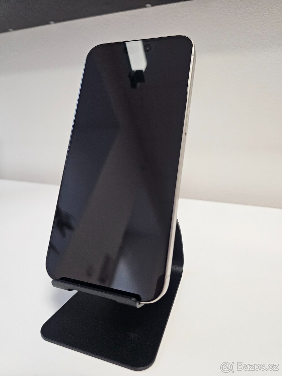 iPhone 15 Pro Max, Fyzická SIM + E-SIM, 13 měsíců záruka