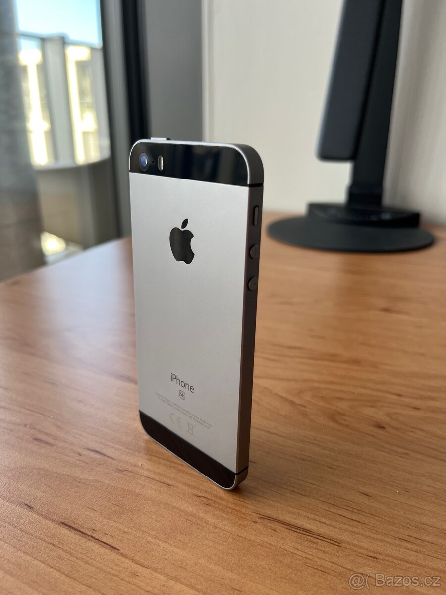 iPhone SE I. generace A1723