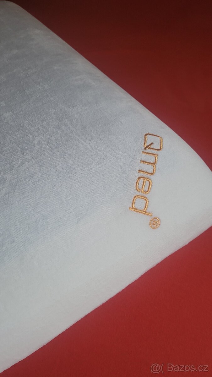 QMED Comfort gel polštář