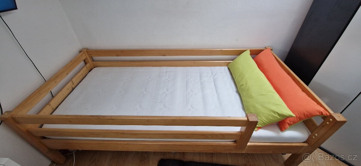 Dřevěná postel Domestav pro děti - česká výroba