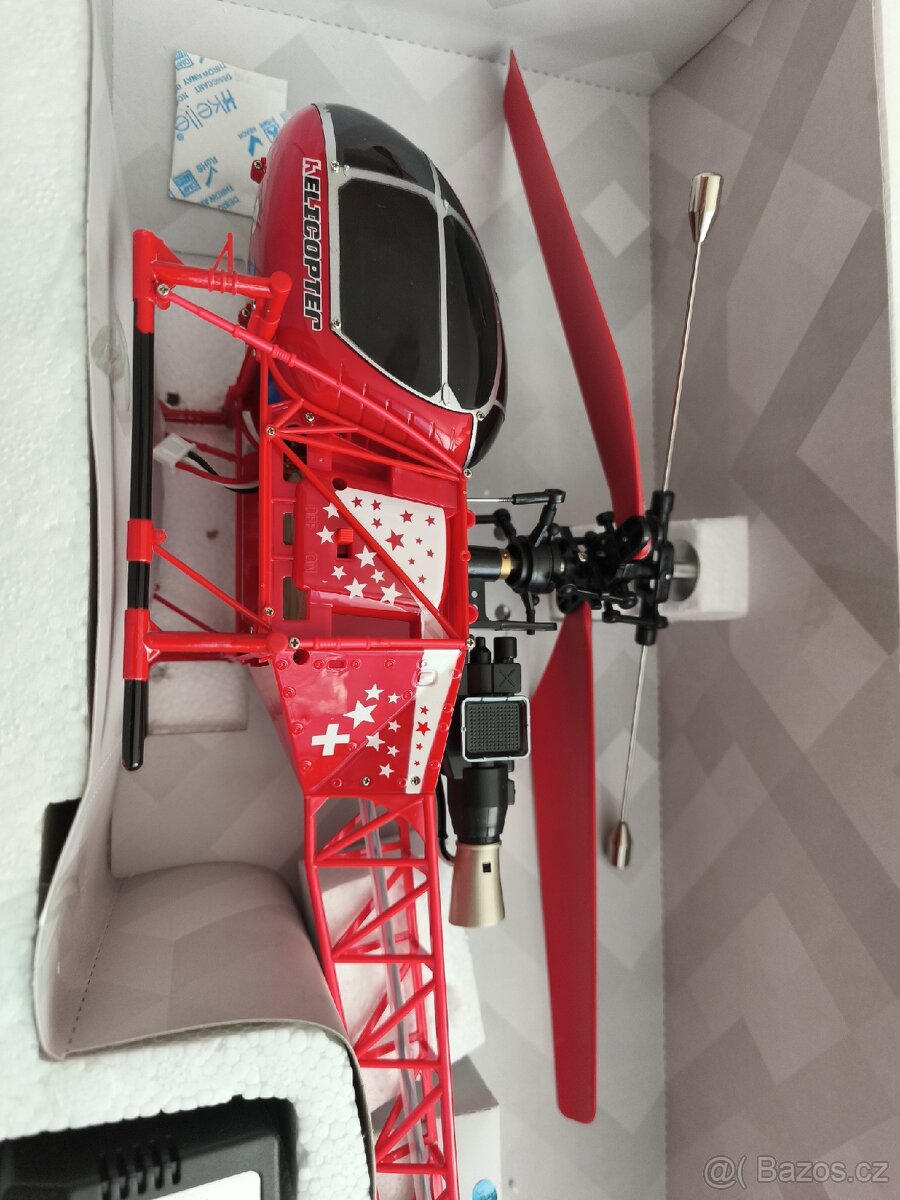 RC vrtulník LAMA V915