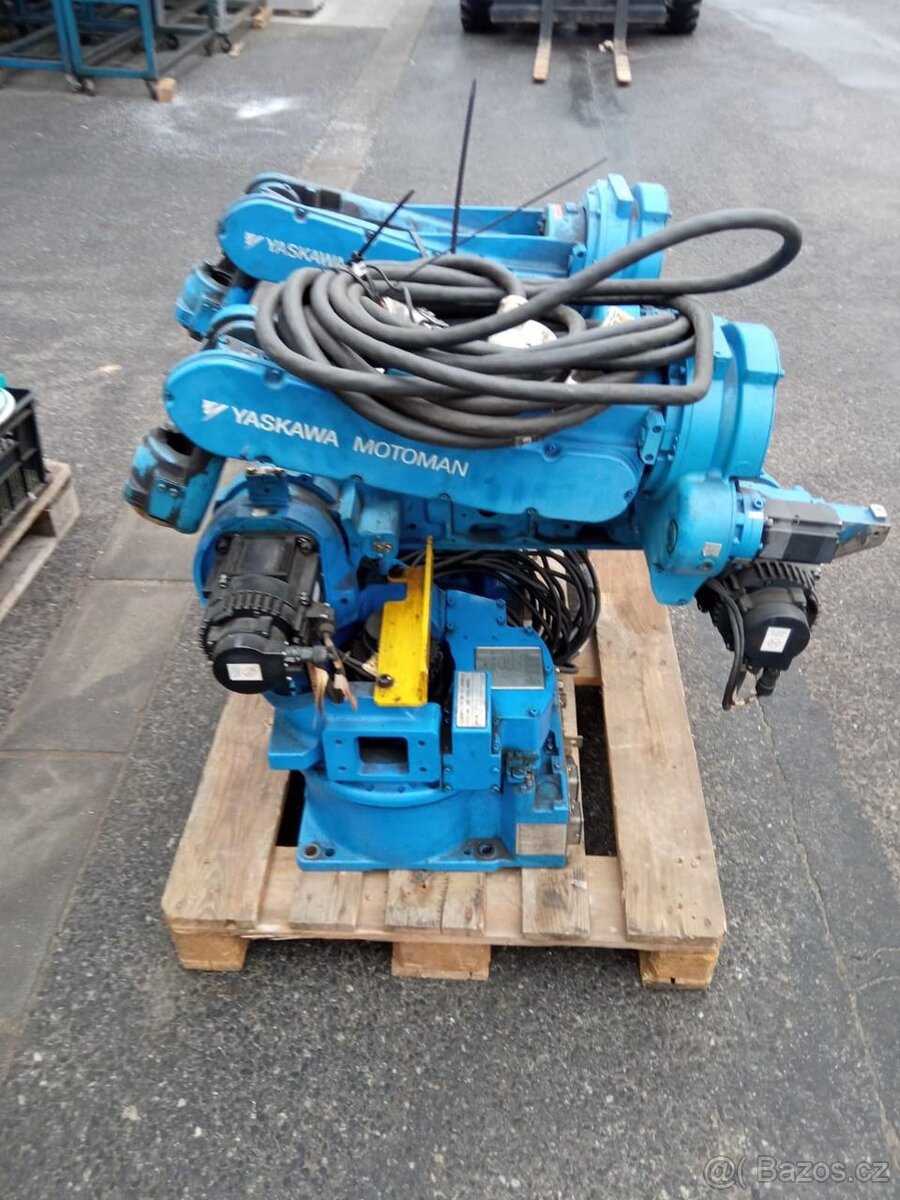 Robot Yaskawa MA 1400 - DX 100 (8914)