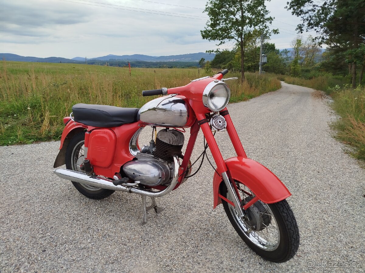 Jawa 250/559