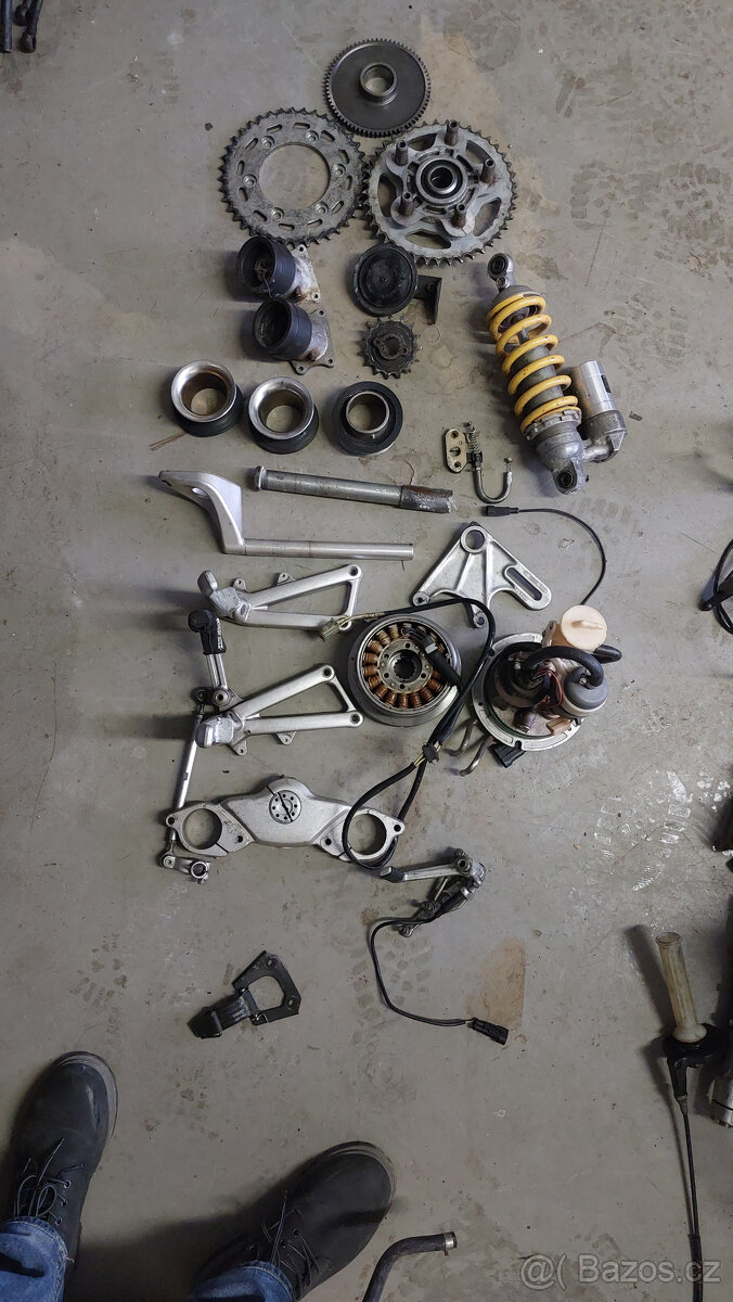 náhradní díly na Ducati ST4 S