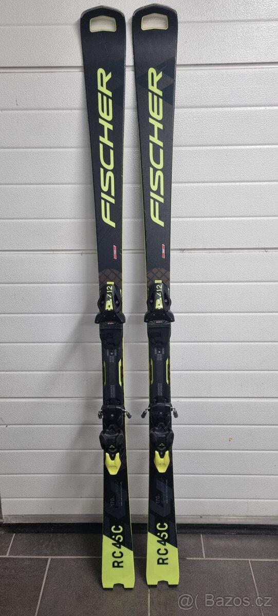 Prodám lyže Fischer RC 4SC
