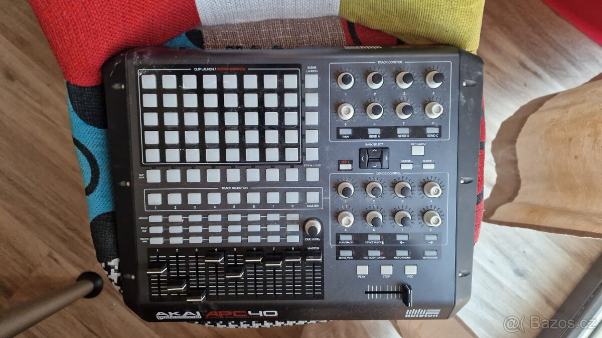 AKAI APC40 – MIDI kontroler pro Ableton