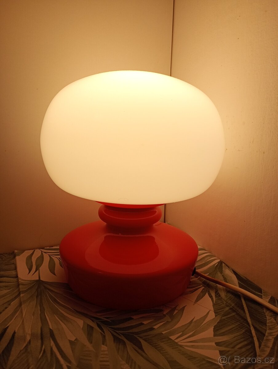 Krásná retro lampa