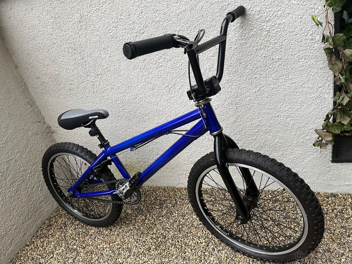BMX zánovní po GO