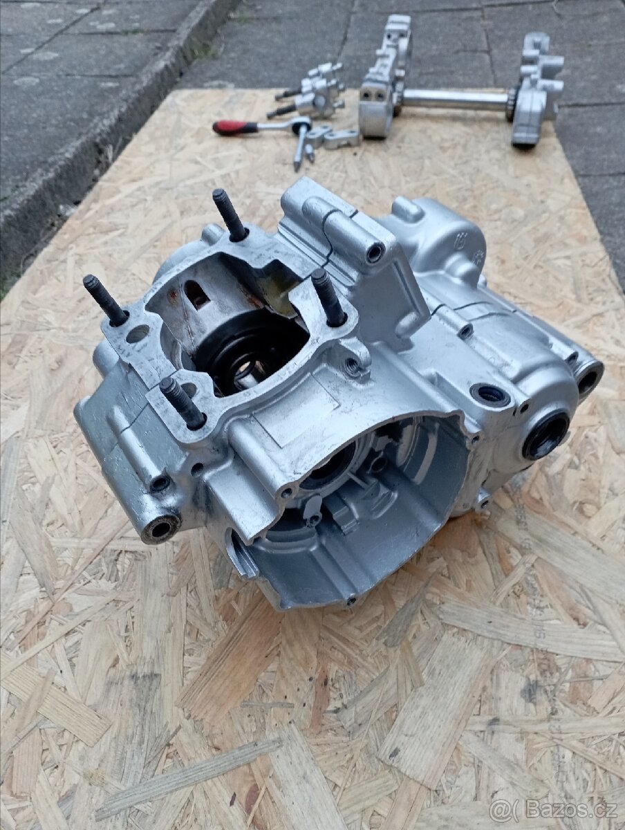 Husqvarna 125 WR/CR kartery