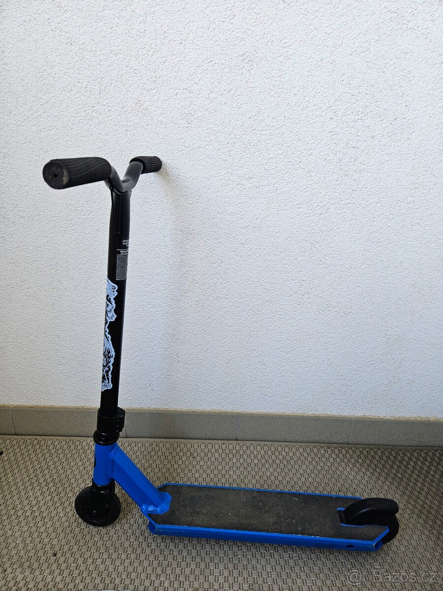 Koloběžka (scooter) Oxelo MF One Decathlon