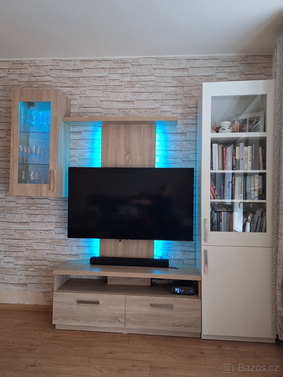 Obývací stěna