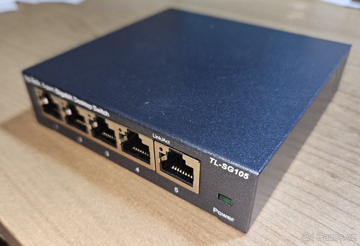 Switch TP-Link TL-SG105
