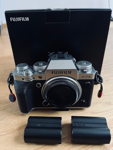 Fuji X-T4