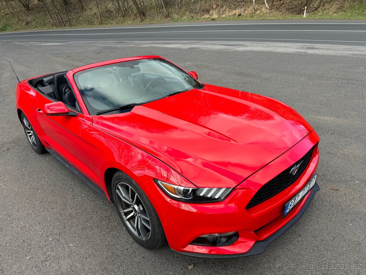 Ford Mustang kabriolet 3.7 V6