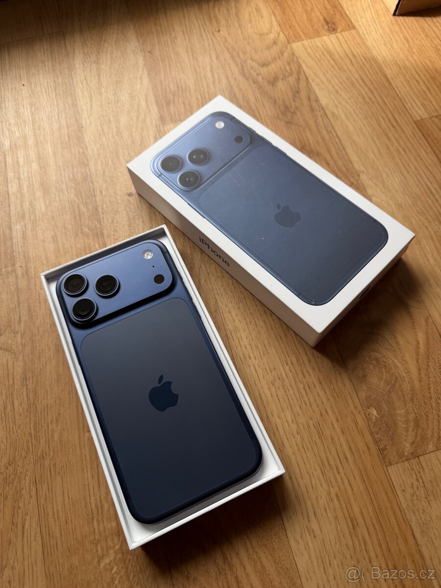 Apple iPhone 17 Pro Max 256GB modrý