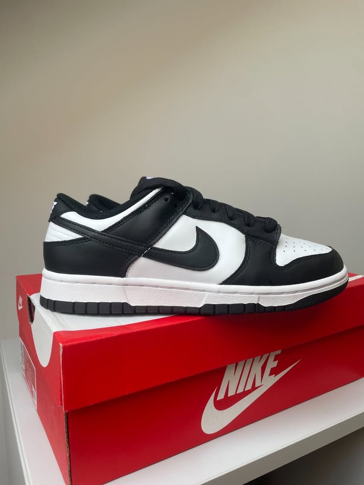 Nike dunk panda