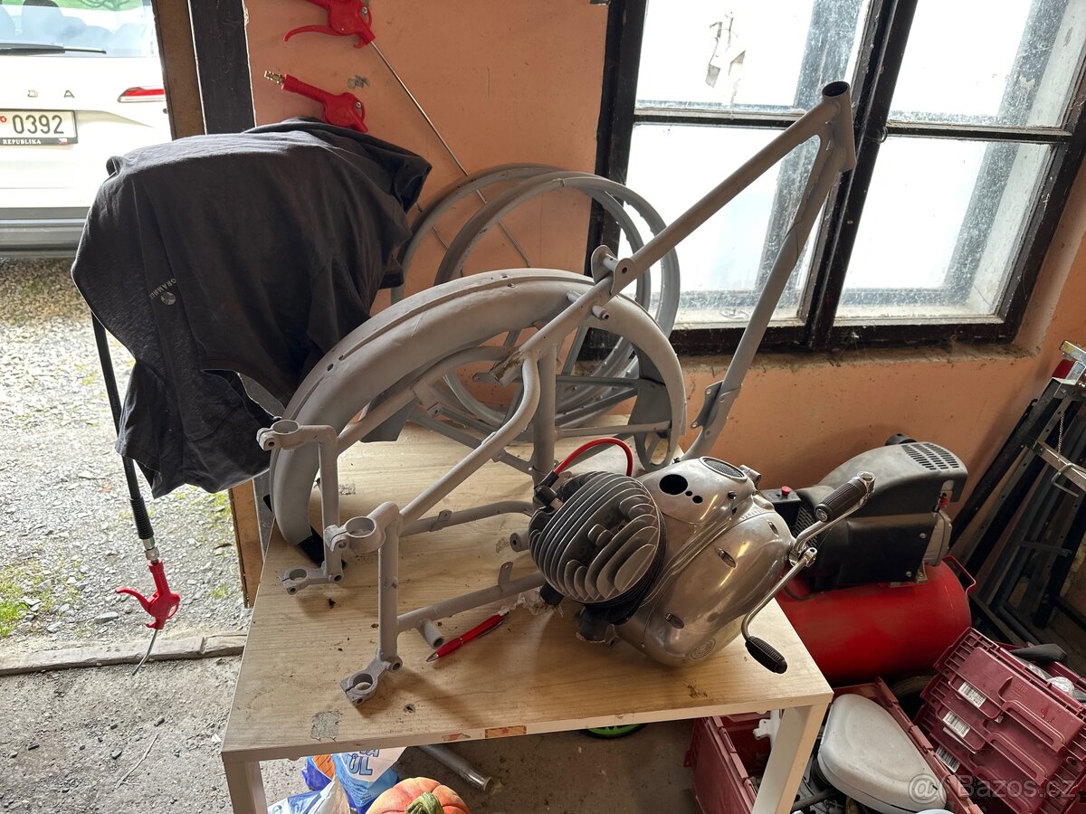 Čz 150C