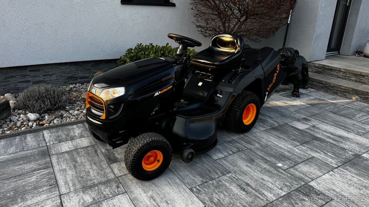 Zahradní traktor, Traktůrek sekačka B@S
