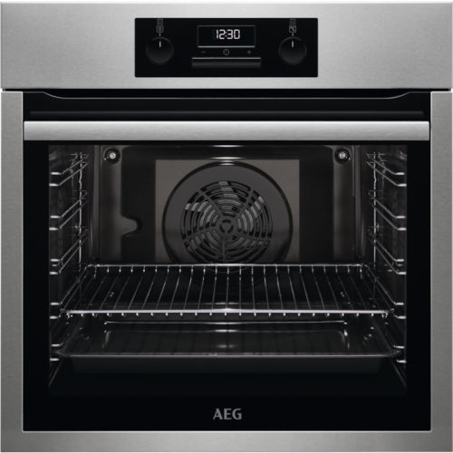 Horno AEG multifunción SurroundCook de 72 l con limpieza AquaClean BES331111M