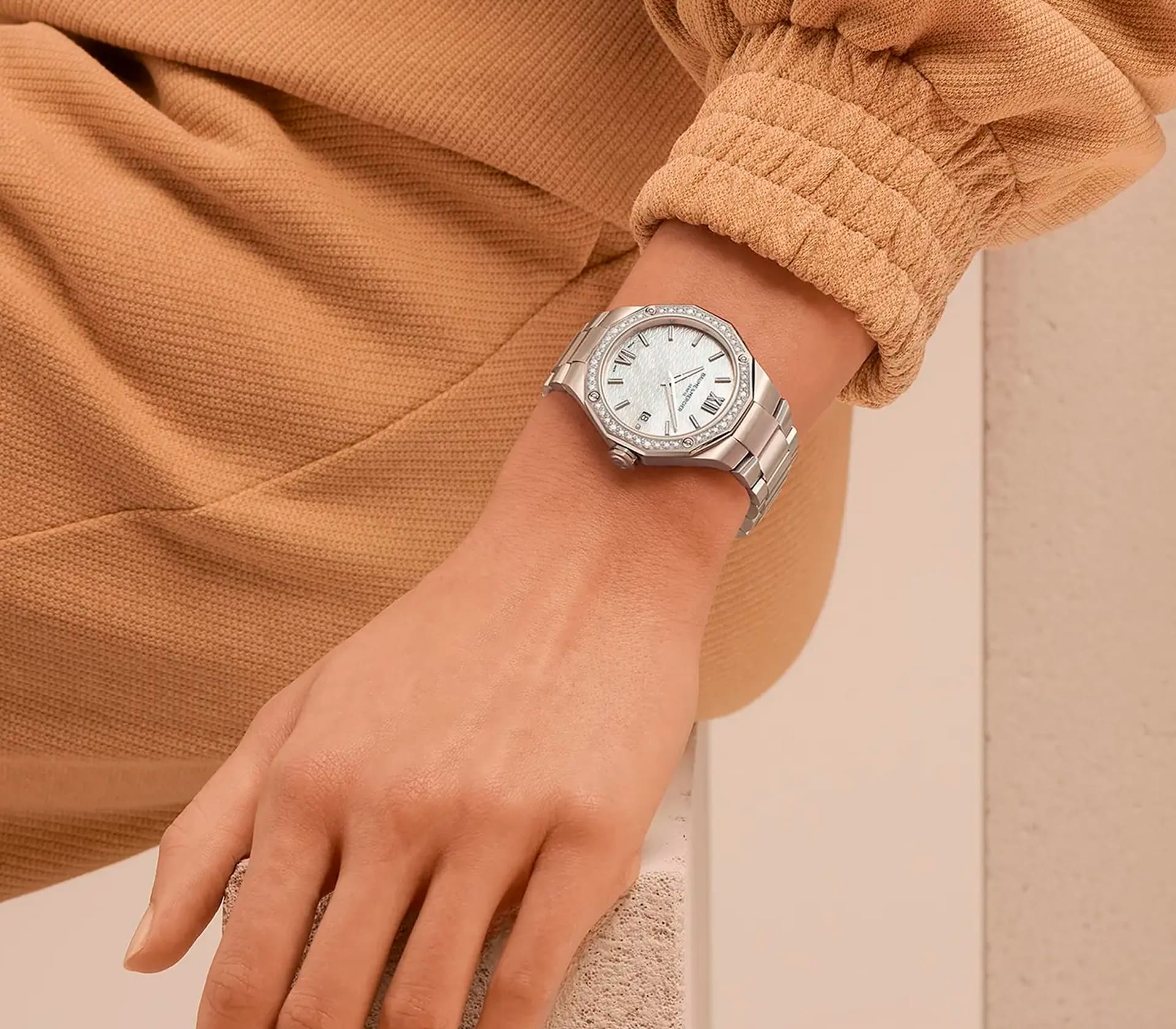 Polo Skeleton Grey-Hued 42mm