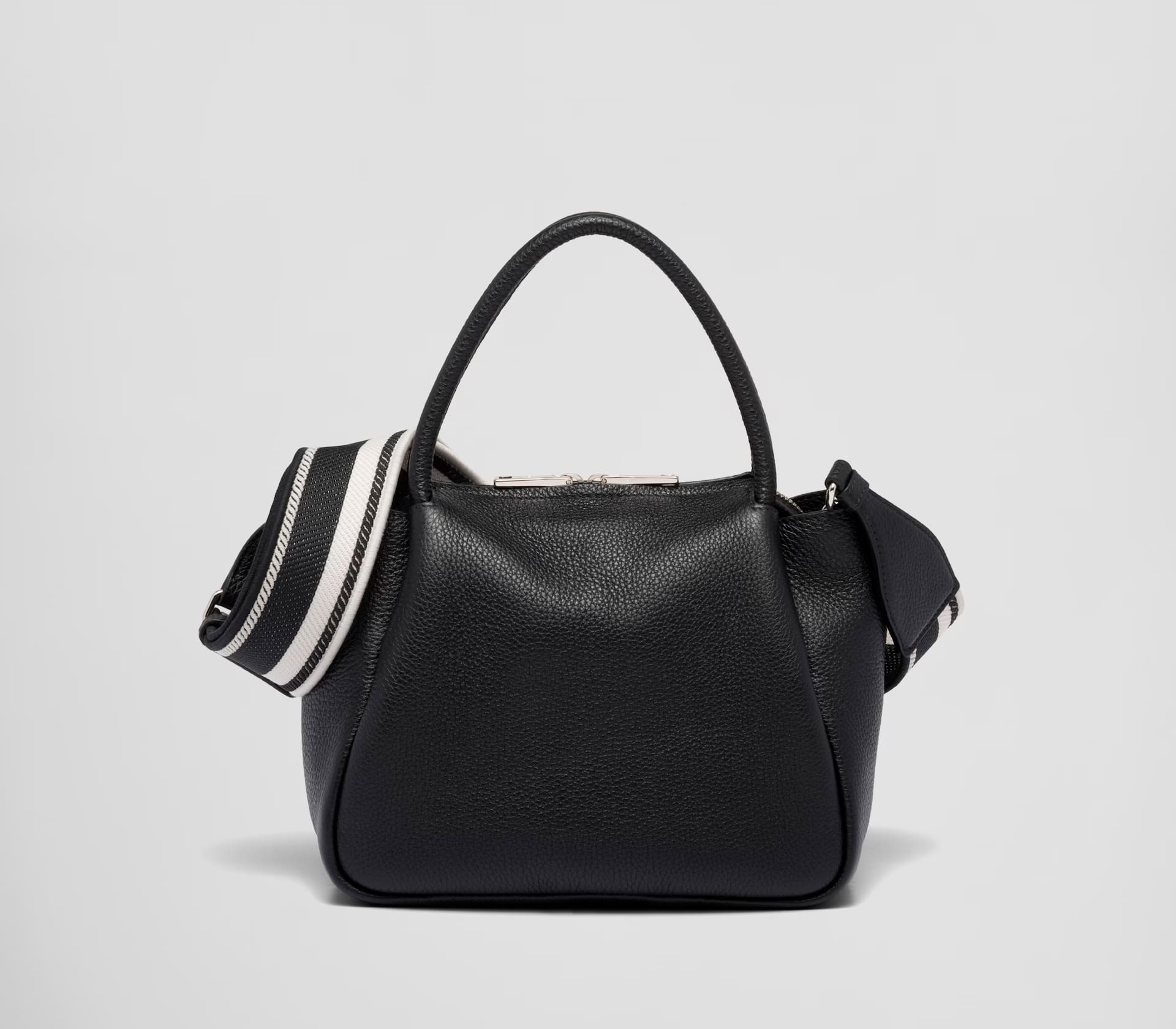 Audrey Clutch Preta