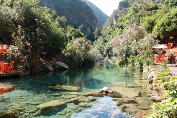 Visit Akchour Chefchaouen