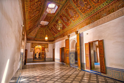Visit Palácio da Bahia