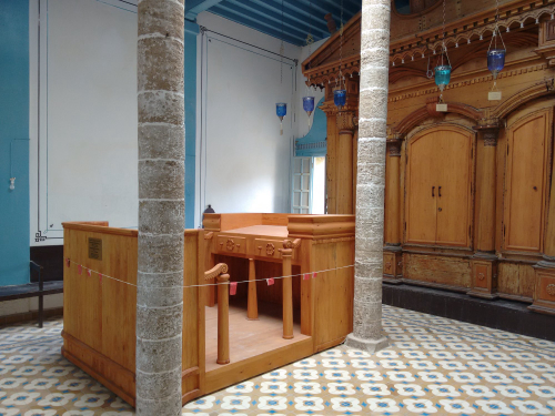 Visit Synagogue Slat Lkahal