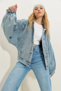 Women's Ice Blue Denim Jacket with Double Pocket - Фото 1
