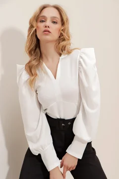 Women's White Full Collar Princess Sleeve Woven Crop Blouse ALC-X9659 - Фото 1