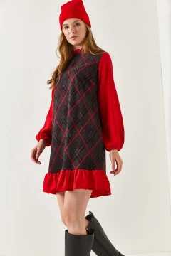 فستان نسائي قصير منقوش بياقة حمراء - Фото 5