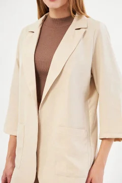 سترة نسائية انيقه كبيرة الحجم بلون إكرو - Фото 2