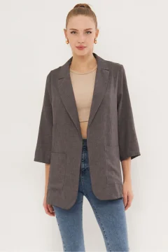 سترة نسائية كبيرة الحجم بجيوب باللون الرمادي - Фото 6