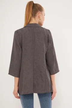 سترة نسائية كبيرة الحجم بجيوب باللون الرمادي - Фото 9