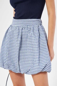 تنورة نسائية منقوشة باللون الأزرق - Фото 2