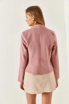 جاكيت نسائي قصير بزر واحد باللون الوردي - Фото 4
