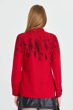 Women's Red Judge Collar Patterned Shirt - Фото 5