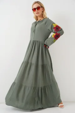 فستان طويل مطرز كاكي - Фото 4