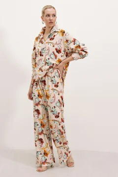 طقم نسائي محبوك بلون كريمي - Фото 7