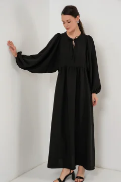 فستان نسائي انيق باللون الاسود - Фото 4