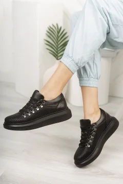 حذاء نسائي باللون الاسود - Фото 4