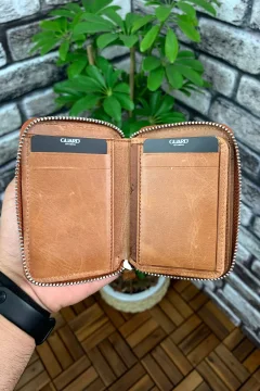 محفظة صغيرة من الجلد باللون البني العتيق - Фото 9